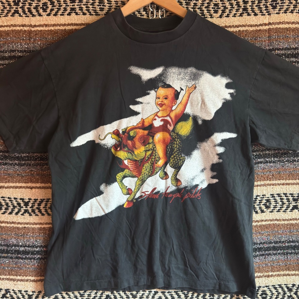 Stone Temple Pilots T-Shirt XL Black 1994 Tour Reprint Purple Album Graphic